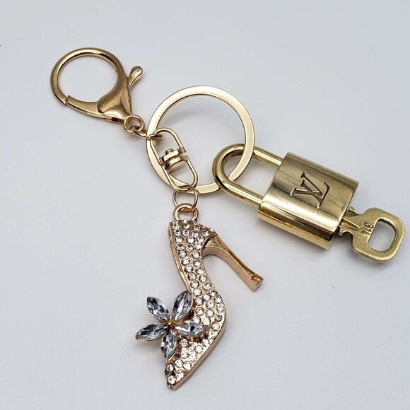 Authentic Louis Vuitton Lock & Key with unbranded Bagcharm, Keycharm, Keychain - Picture 2 of 6